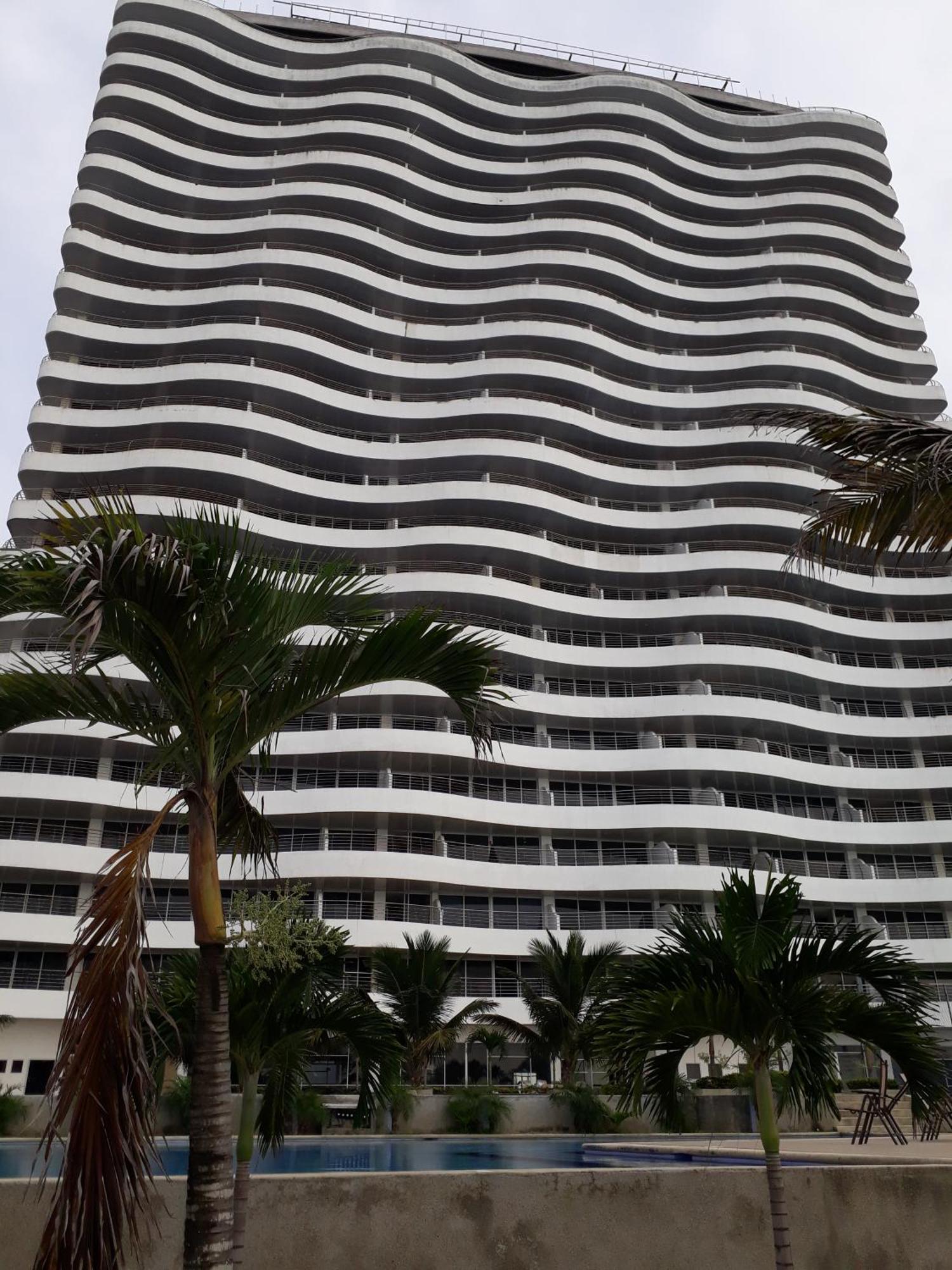 Fontaine Bleau 公寓 Tonsupa